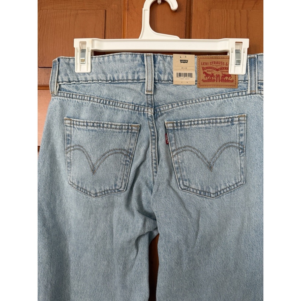 Women's Levi's Superlow Loose Straight Leg Jeans Light Blue Wash 26 X 32 NWT - Picture 8 of 11